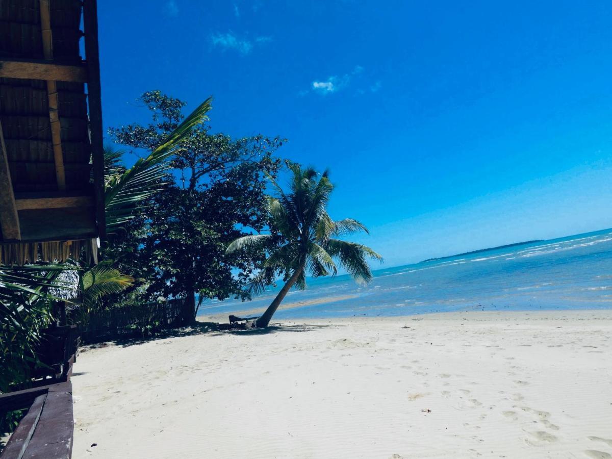 Mecaja Beach House Roxas  Екстер'єр фото